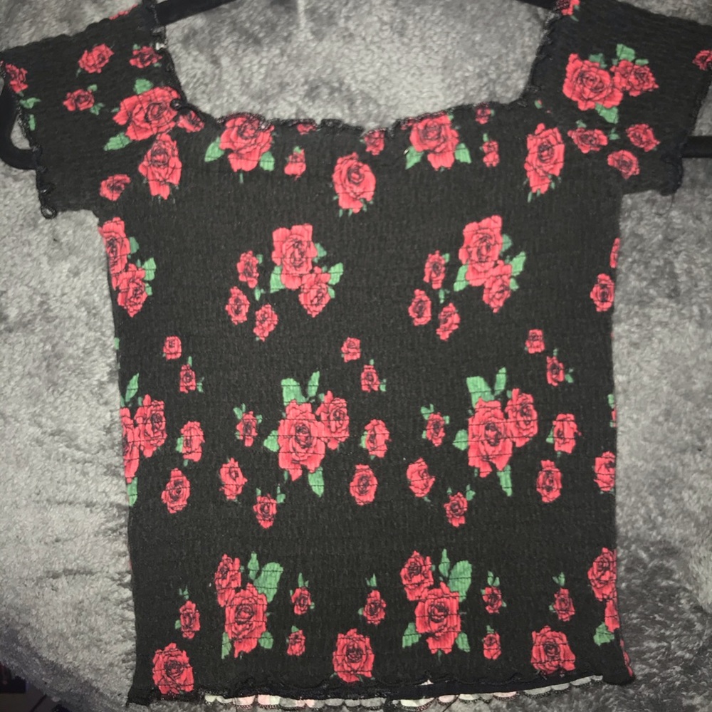 hollister off the shoulder top